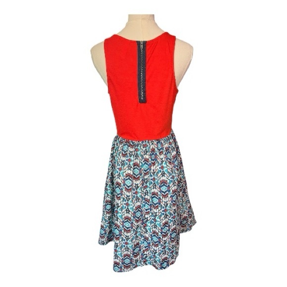 EUC Xhilaration red bodice patterned skirt dress exposed zipper | size M - Picture 5 of 9